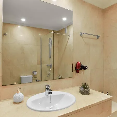 The Sixth - By Wehomes 公寓 *