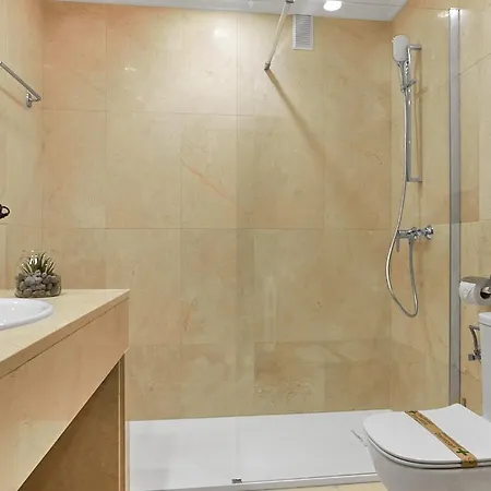 The Sixth - By Wehomes 公寓 *