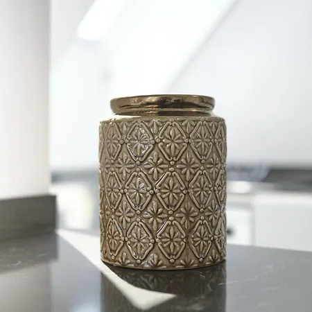 The Sixth - By Wehomes * Σανταντέρ