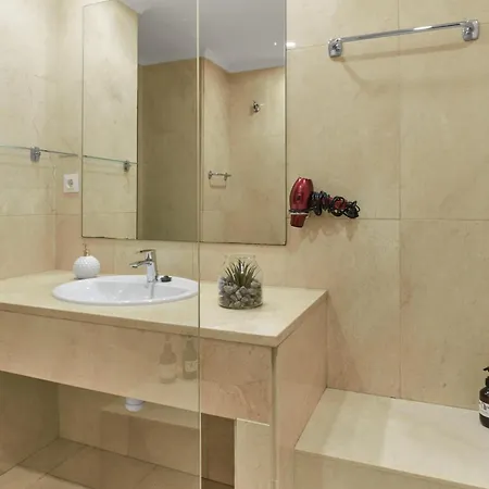 公寓 Apartamento Junto Al Ayuntamiento - By Wehomes